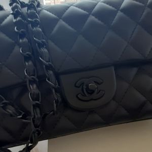 Chanel bag almost like new
